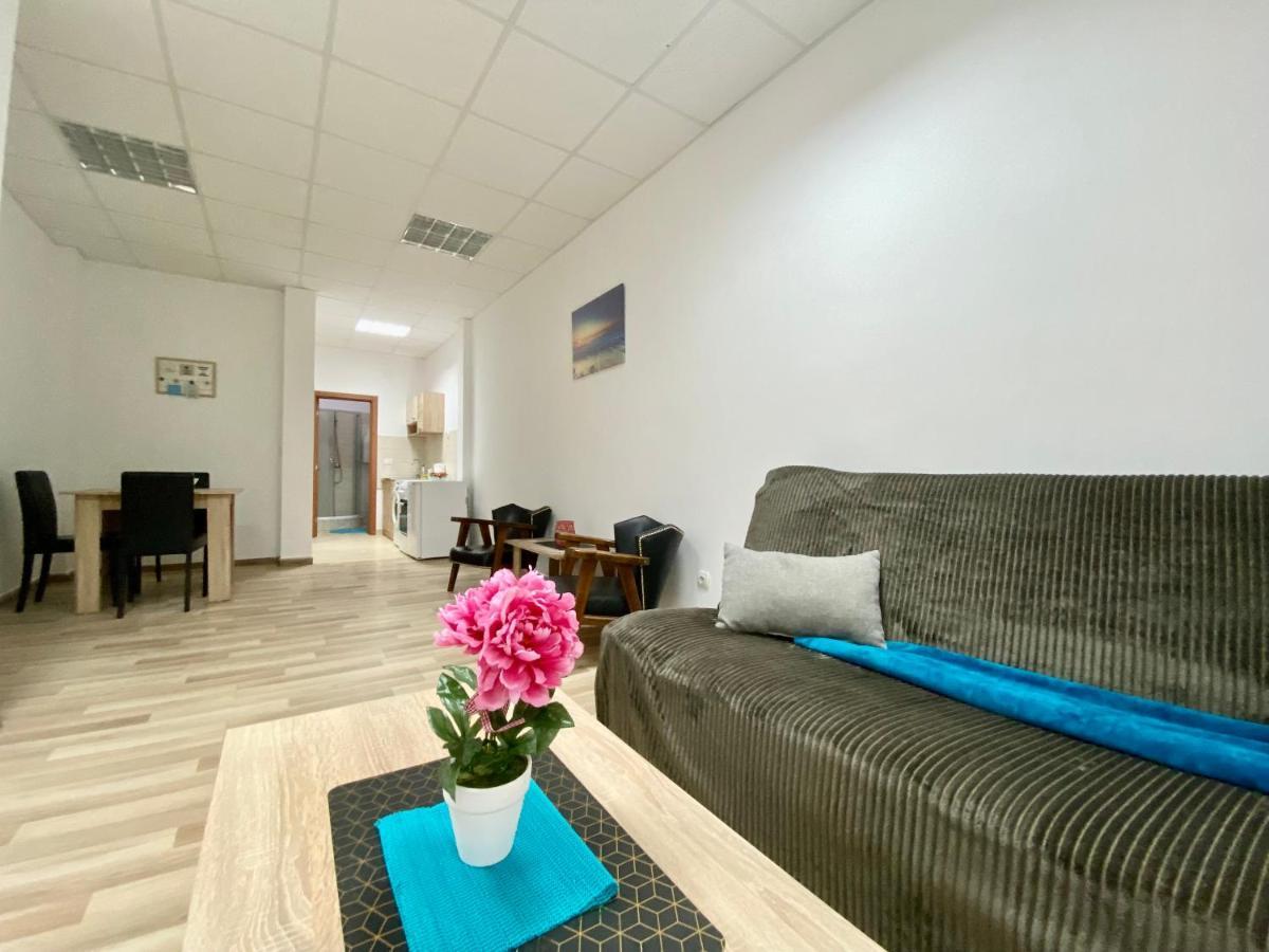 סטארה פאזובה Bellavista Apartmani מראה חיצוני תמונה